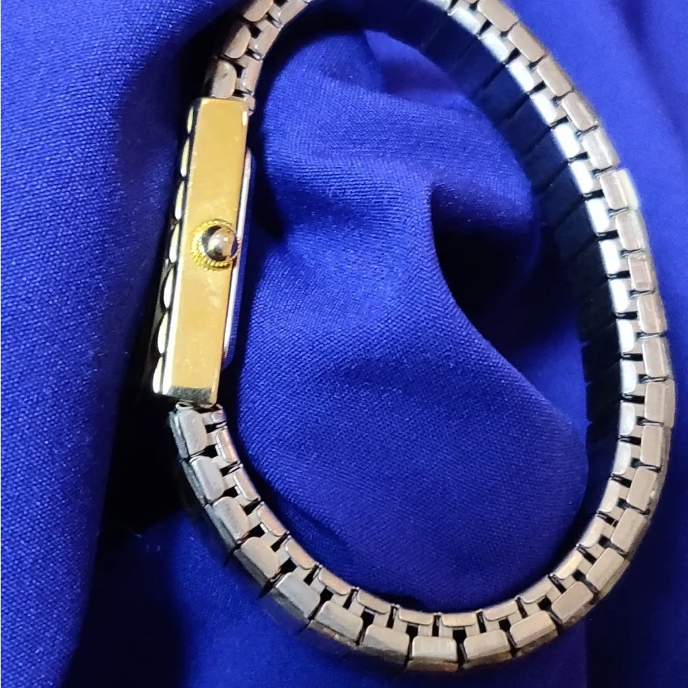 LA Express Mother of Pearl Style Women's Watch Tank Style - Picture 4 of 5